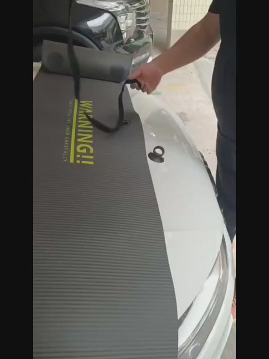 Video: So montieren Sie die CarProtector-Matte in 10 Sekunden
